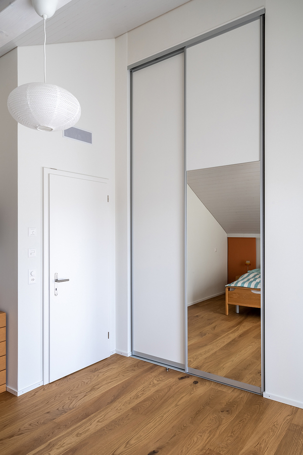 Frutiger Schränke und Möbel