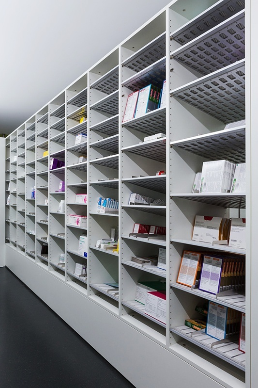 Frutiger Schränke und Möbel Frutiger Schränke und Möbel