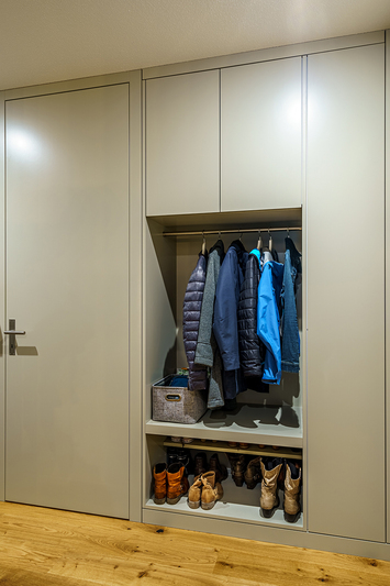 Frutiger Schränke und Möbel Frutiger Schränke und Möbel