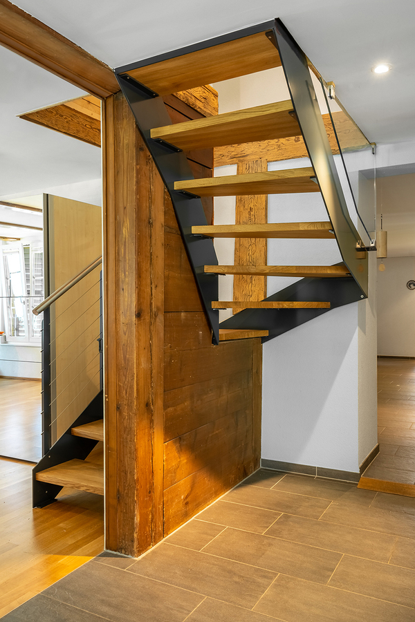 Frutiger Innenausbau und Renovationen